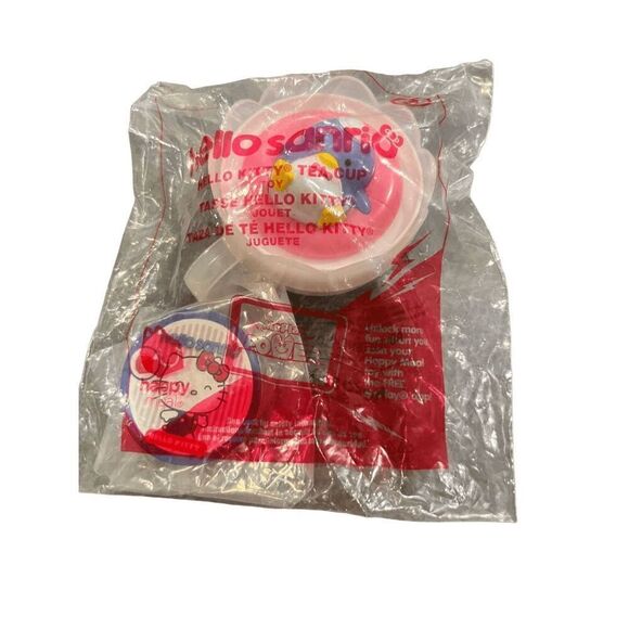 Hello Kitty Tea Cup Figure  2017 - Picture 4 of 4